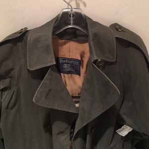 Vintage Burberry Trench Coat (warm)